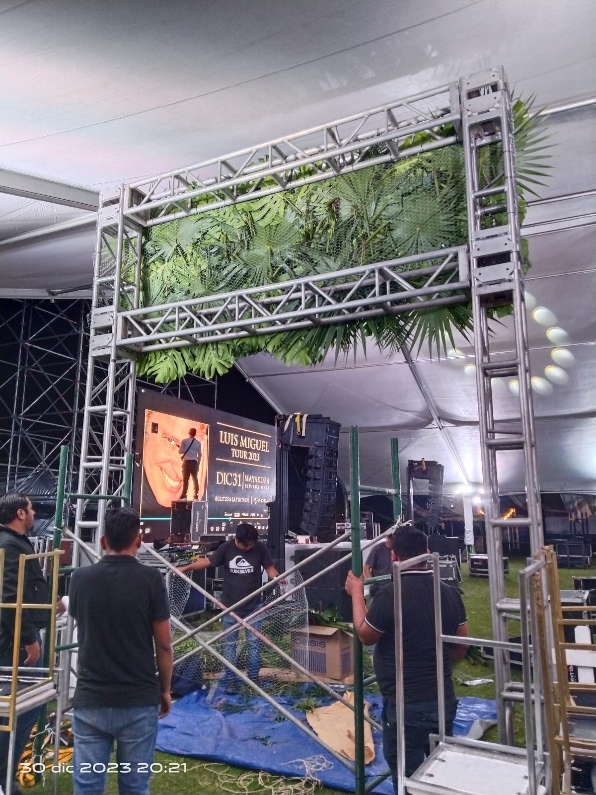 New Year concert stage production, Mayakoba
