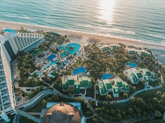 Iberostar Cancun wedding venue