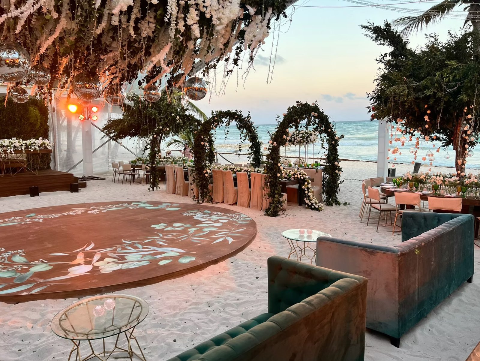 Jungle wedding at Saasil Kantenah near Tulum